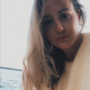 Meet your Posher, Elizabeth